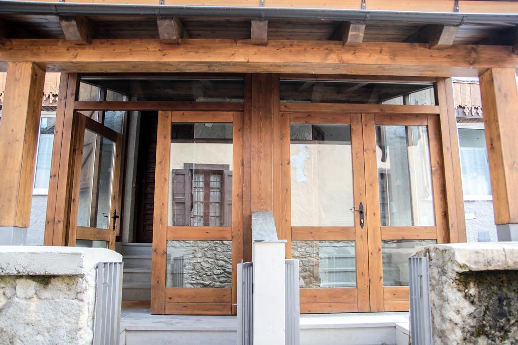 Apartamentos Snoe Mont Romies 萨拉尔杜 客房 照片